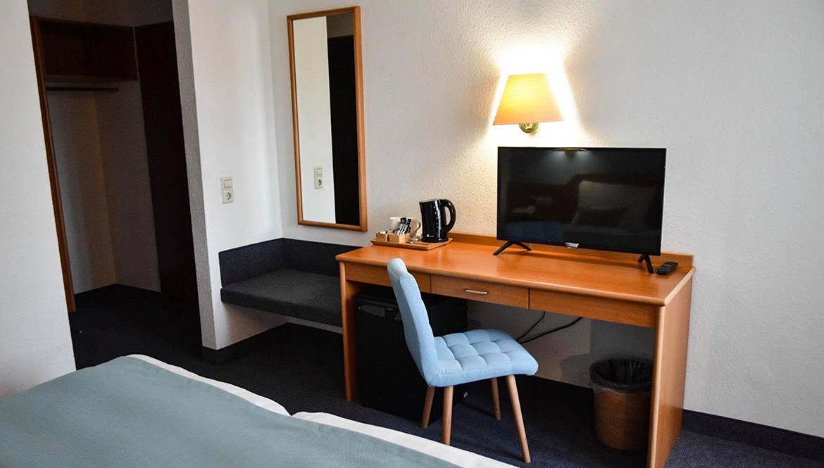 https://hotelmartinsklause.de/images/Room/double-room-n2.jpg